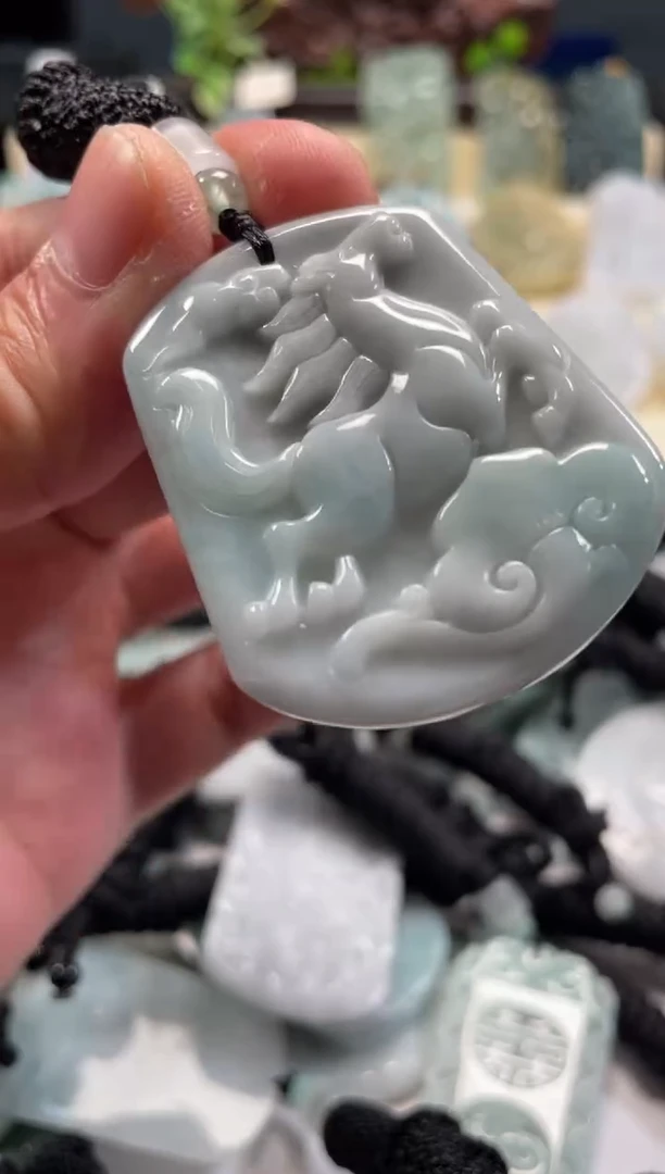 颈饰未镶嵌翡翠12/22/027