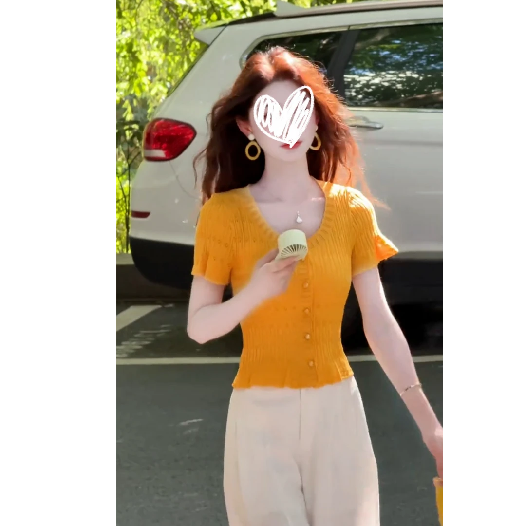 2025夏季新款时尚甜美减龄设计感百搭修身显瘦短袖上衣裤子两件套