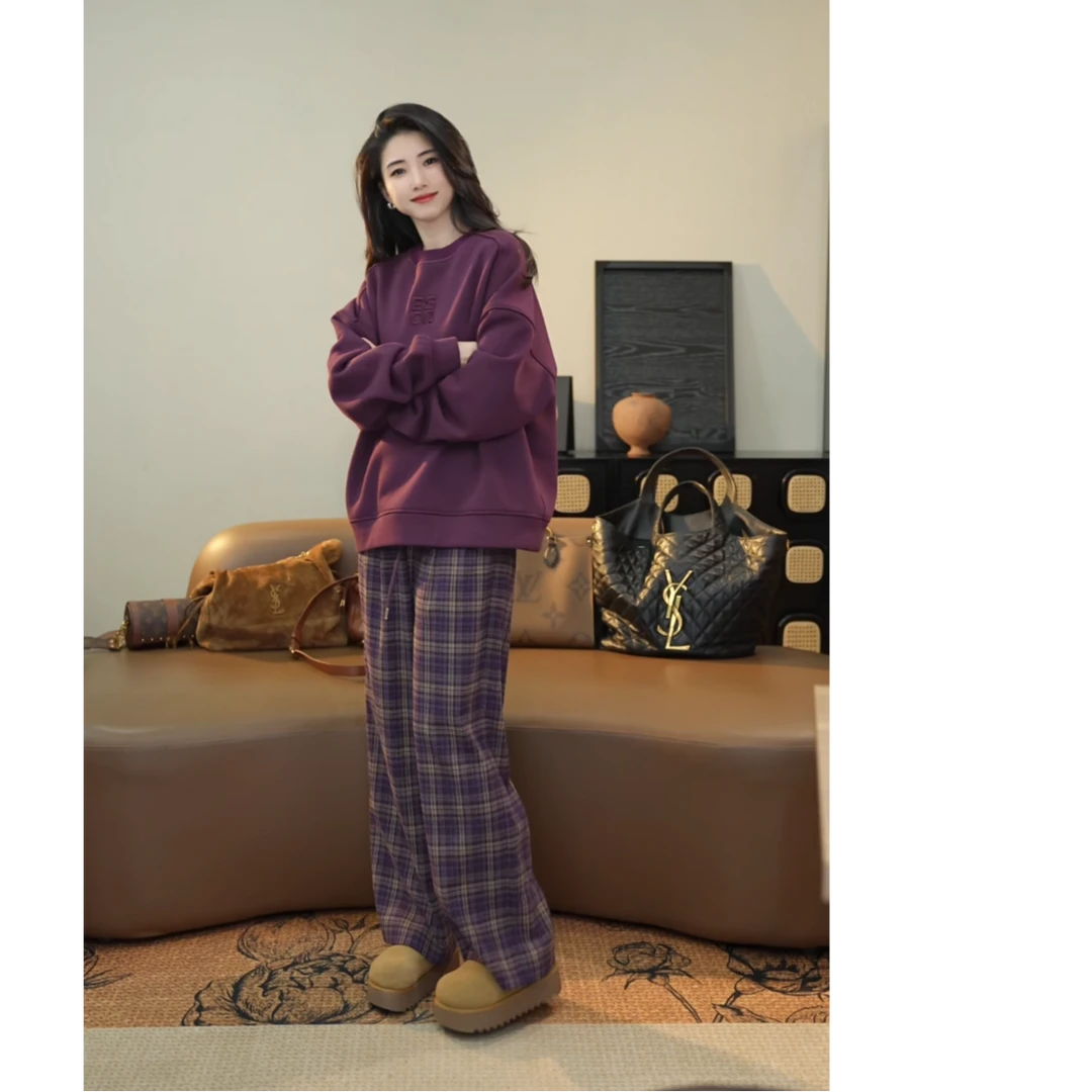 小乖逃D休闲舒适紫色卫衣秋冬ES字母卫衣圆领宽松S24171