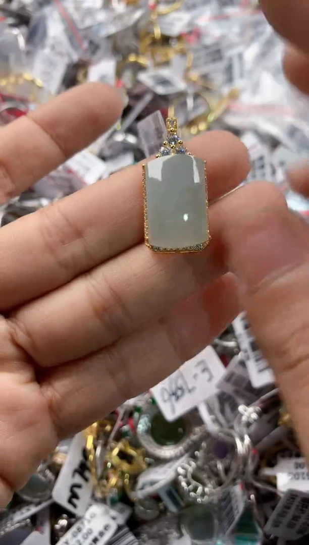 银S925镶嵌戒指翡翠888    3