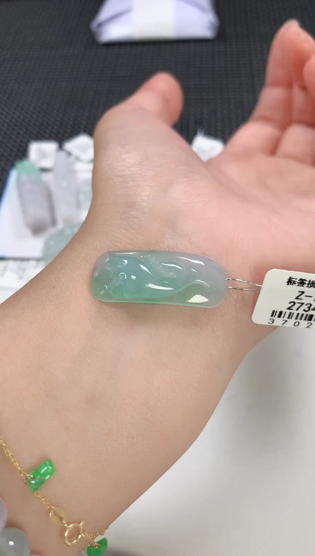 未镶嵌手绳翡翠90