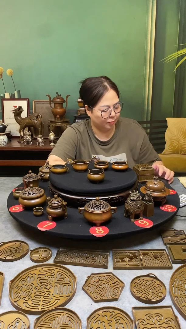 铜帝****间苏工庆松堂