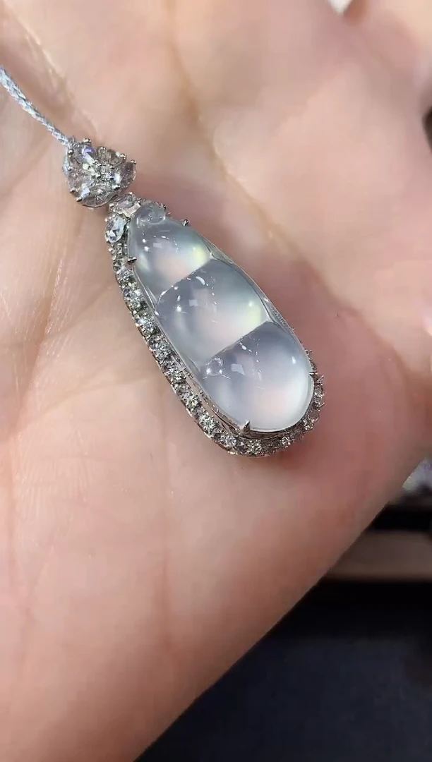 吊坠(不含链)18K金镶嵌翡翠A24