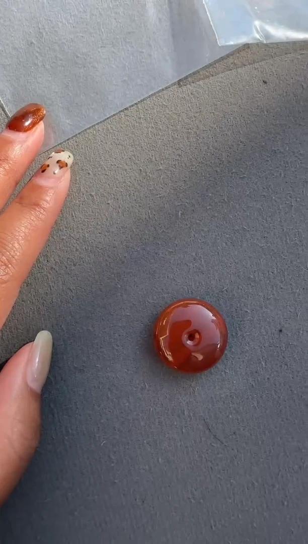 未镶嵌配饰南红玛瑙美*原矿无优化平安扣2号W