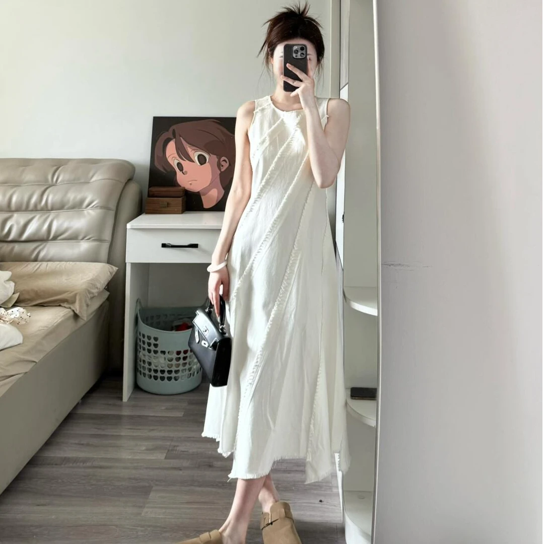 2025夏时尚新款法式通勤气质小众设计感慵懒风高级感无袖连衣裙女