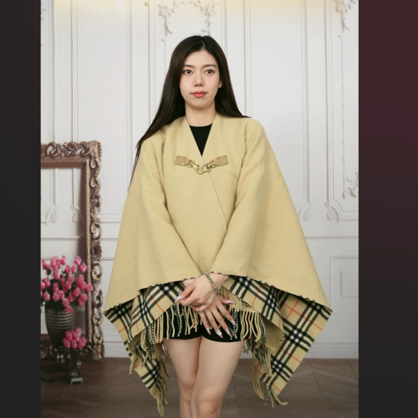 95新 BURBERRY/博柏利 麦殿/披肩140*140/250511TYS9W01