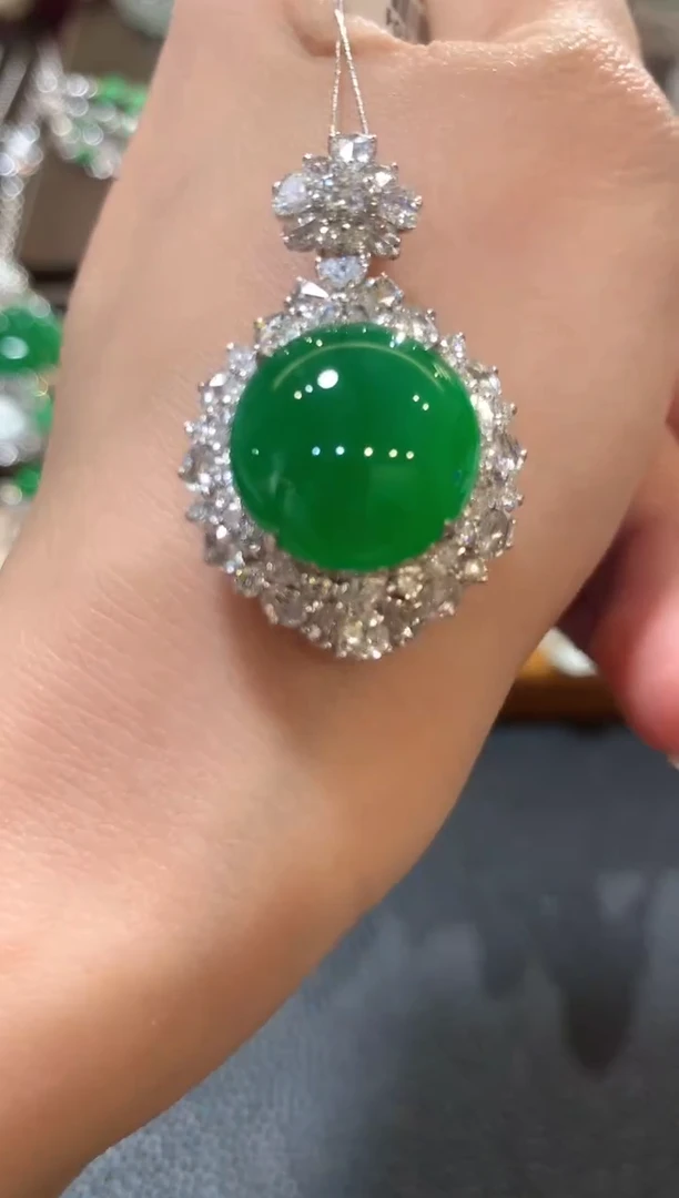 吊坠(不含链)18K金镶嵌翡翠炊*v74