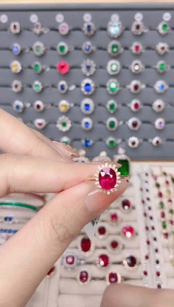 碧玺戒指18K金镶嵌碧玺2.15ct