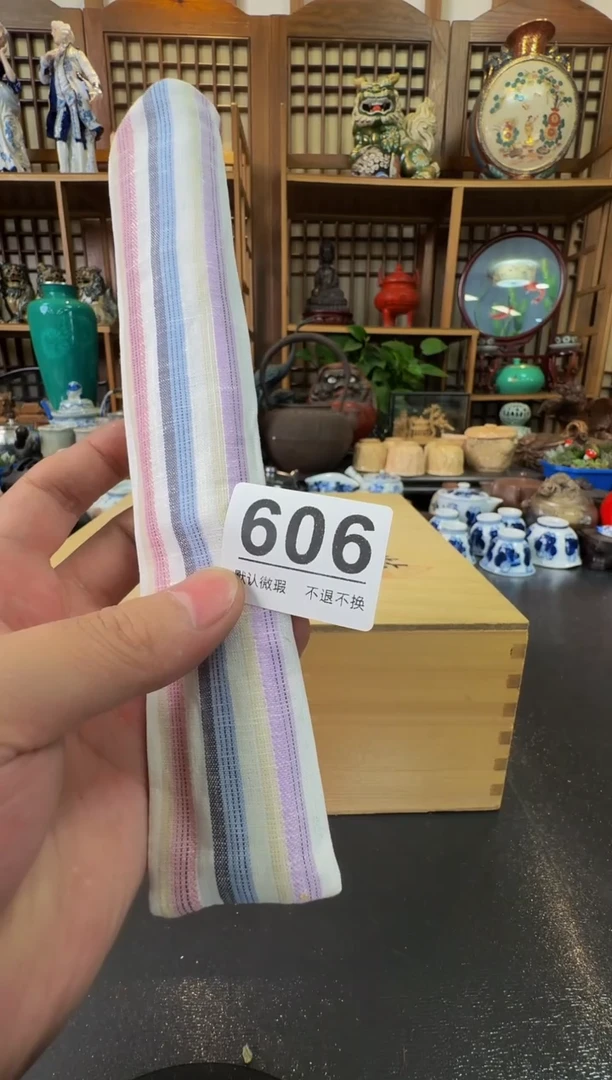 摆件  注意：回流商品，默认有瑕，不退不换。