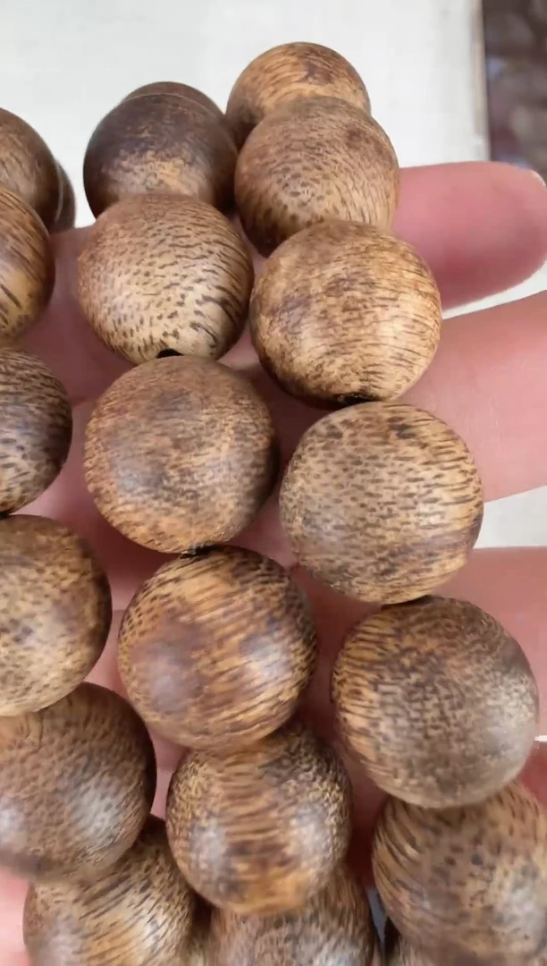 沉香沉香碎屑046沉香圆珠单圈卡1.2多样性发其一