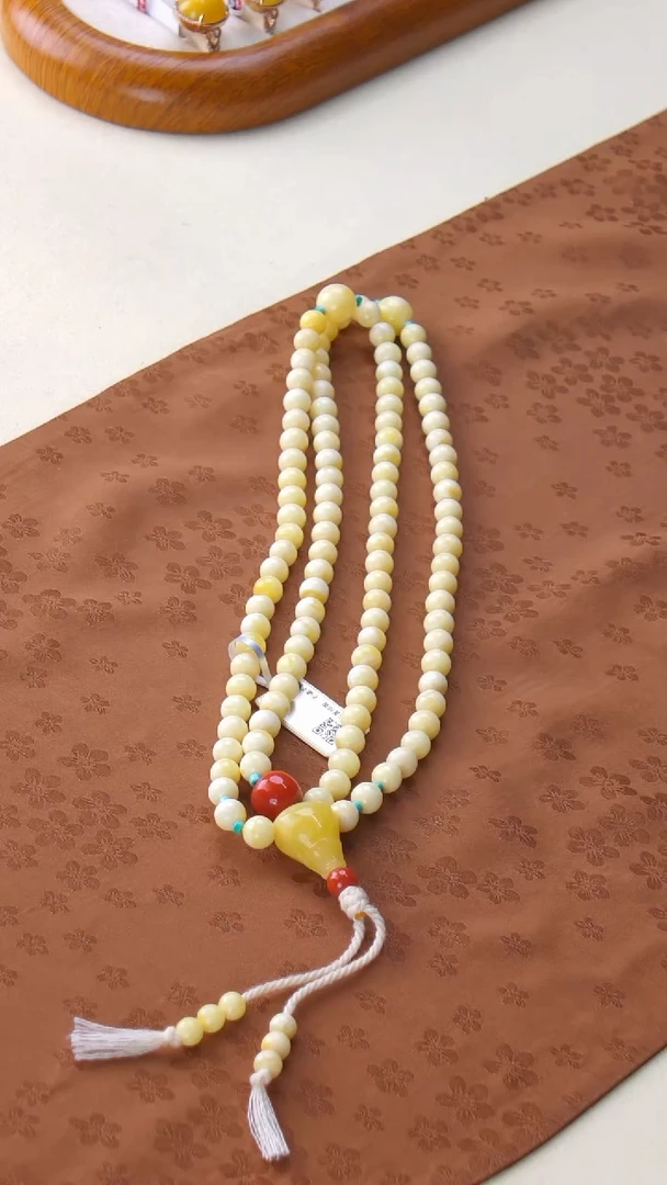 未镶嵌颈饰蜜蜡闪23（圆珠108设计款多样性发其一）