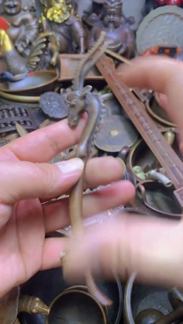 精美铜器点击下单