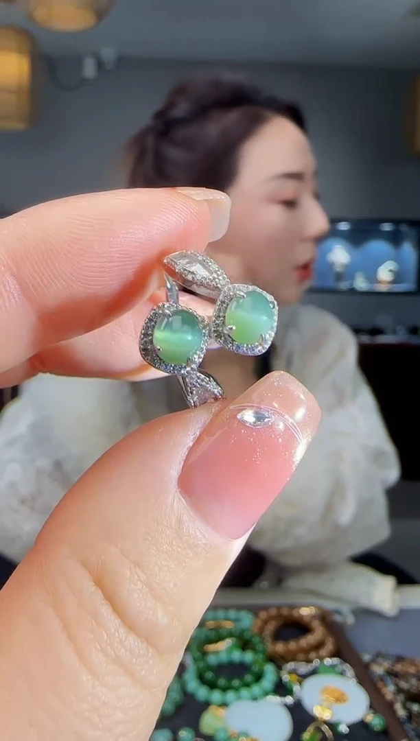 银S925镶嵌戒指和田玉1