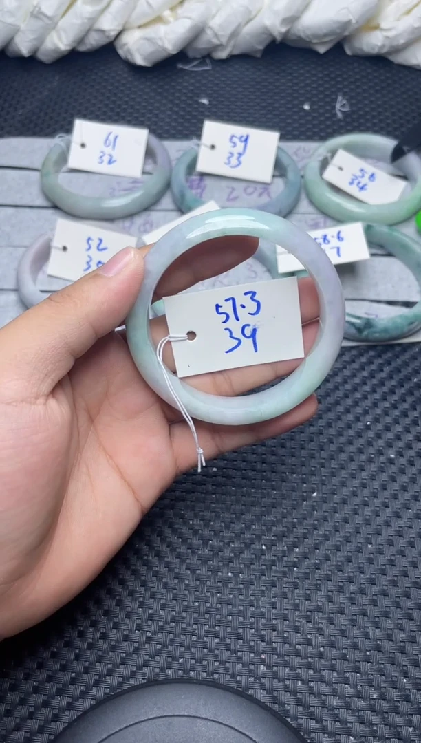 未镶嵌手镯翡翠39