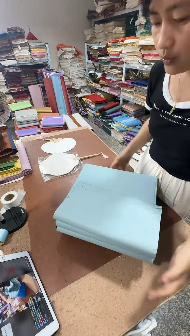 32*180灰蓝色光板真银25张