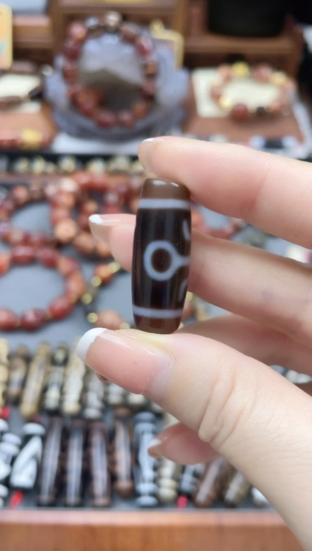 玛瑙/玉髓（覆膜）散珠灰皮贵人