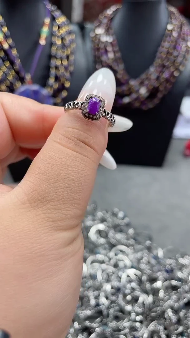 【闪购商品】苏纪石（舒俱来）戒指银S925镶嵌戒指