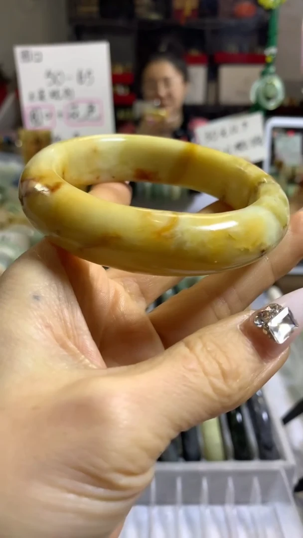 未镶嵌岫玉手镯35 61+ 包容