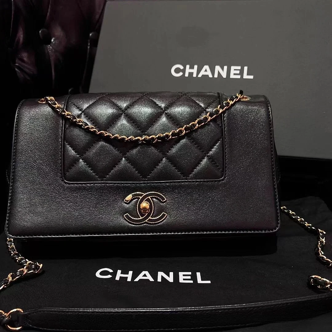 99新 Chanel/香奈儿 【杨贵妃专属】经典黑金牛皮珐琅口盖包s