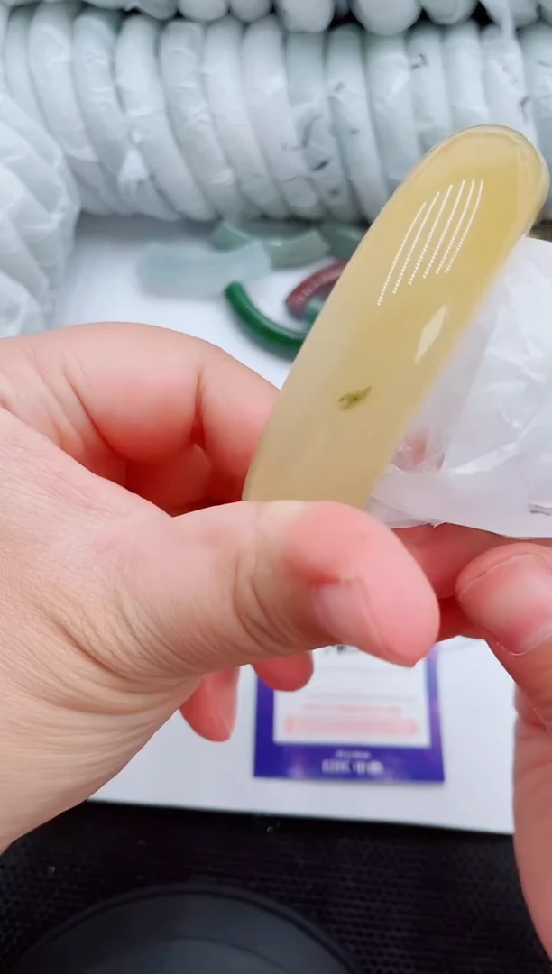 石英质玉手镯未镶嵌B124-58-59