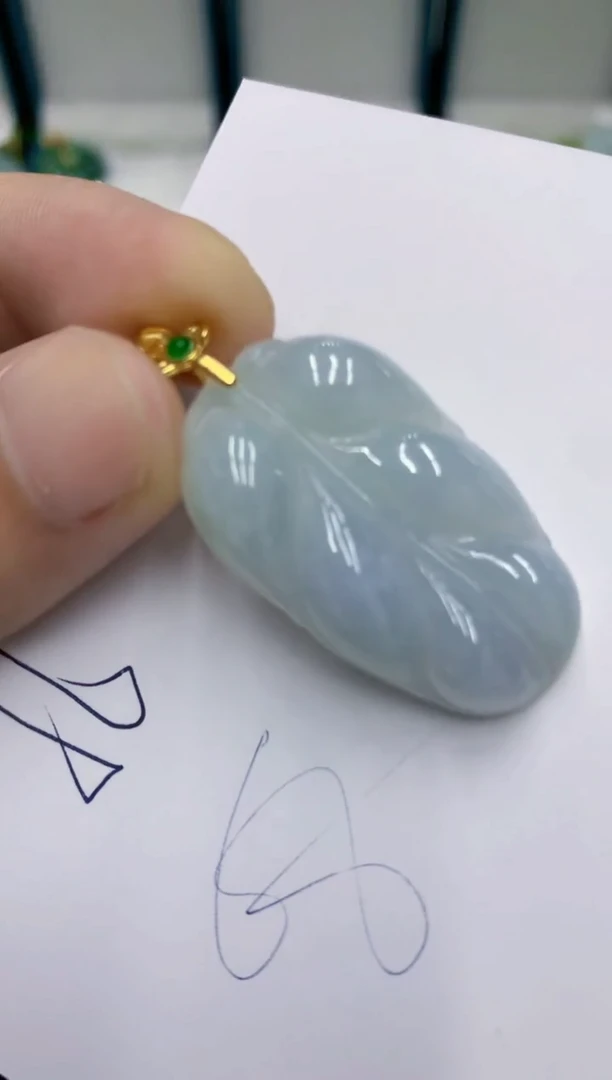 颈饰未镶嵌翡翠翡翠