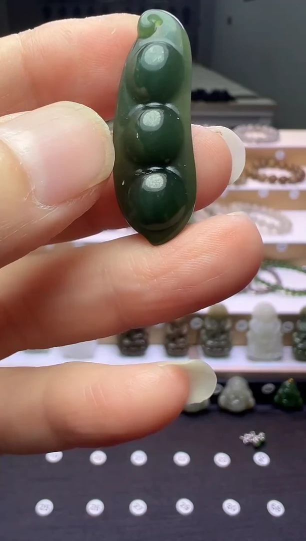 颈饰未镶嵌和田玉22号链接