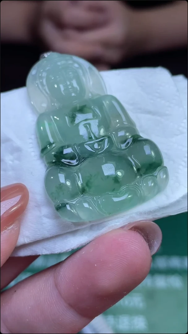 定制翡翠未镶嵌观音