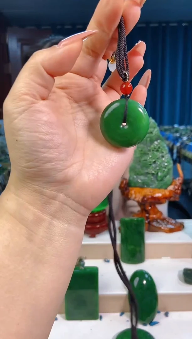 【闪购商品】和田玉挂件未镶嵌1