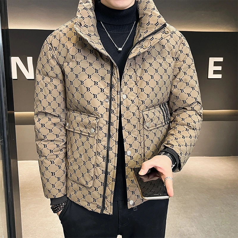 玛加西曼特短款羽绒服男士2025年休闲立领外套青年保暖冬季时尚