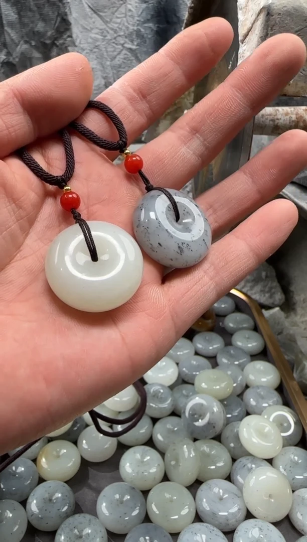 和田玉未镶嵌颈饰吊坠多样性拍一发一件