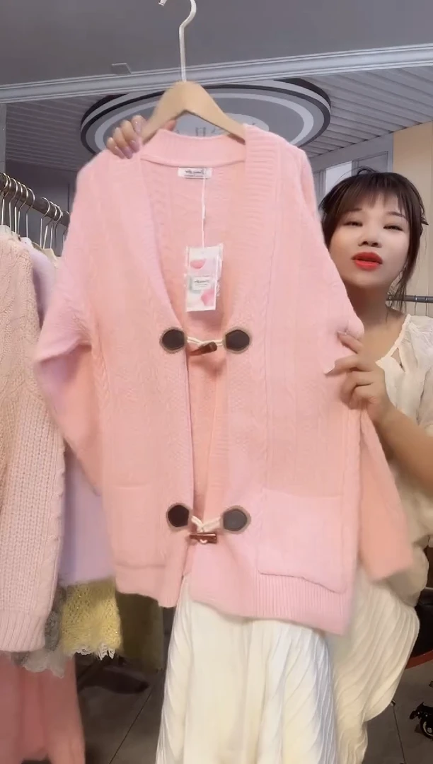 毛衣小小月精选服饰