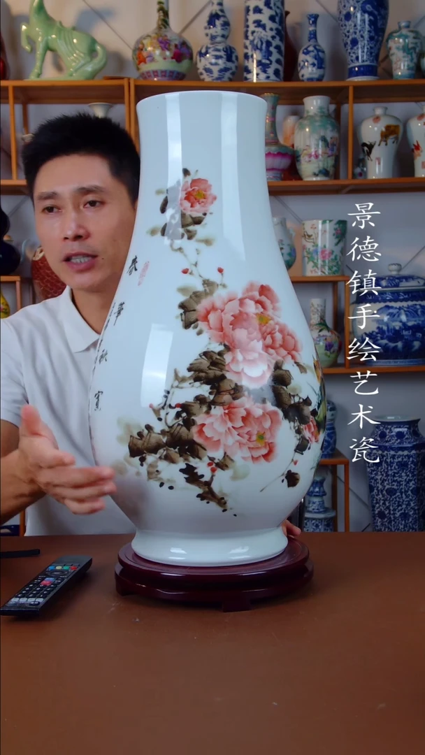 现代景德镇手工手绘陶瓷摆件37