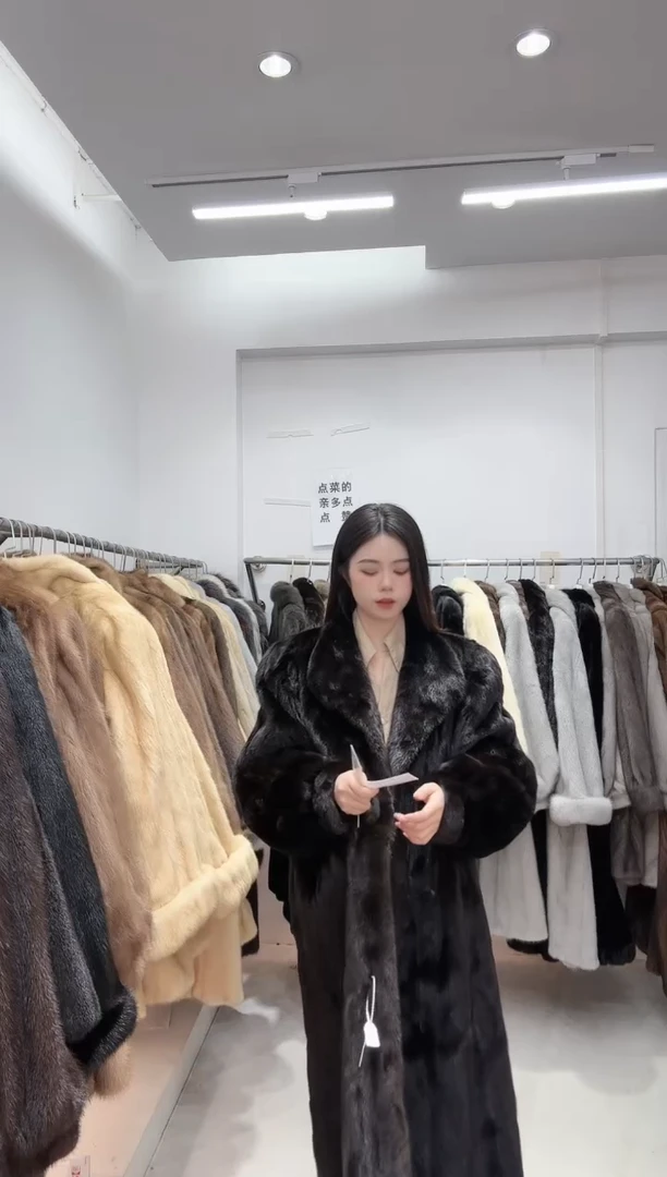 小橙子进口天然水貂毛皮草