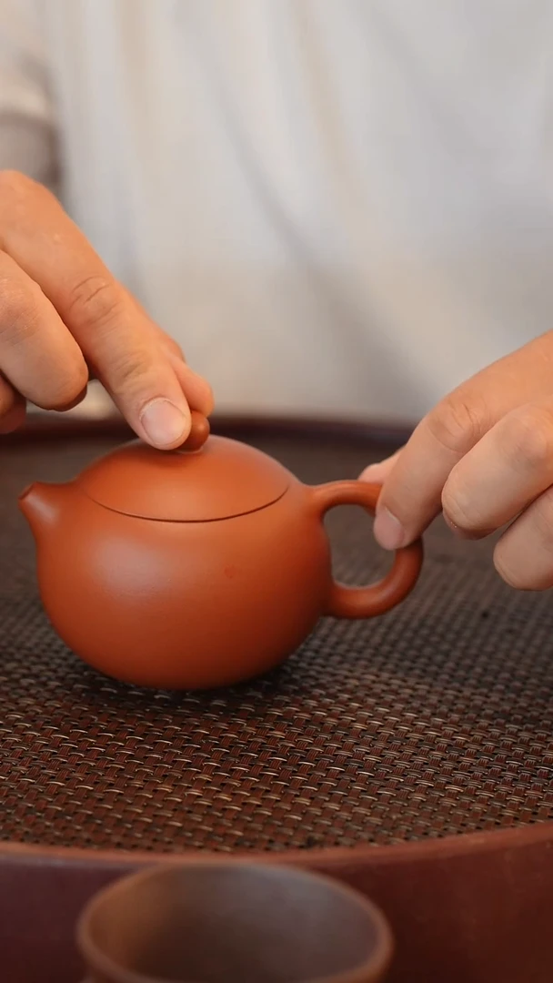茶壶紫砂西施 朱泥 175cc