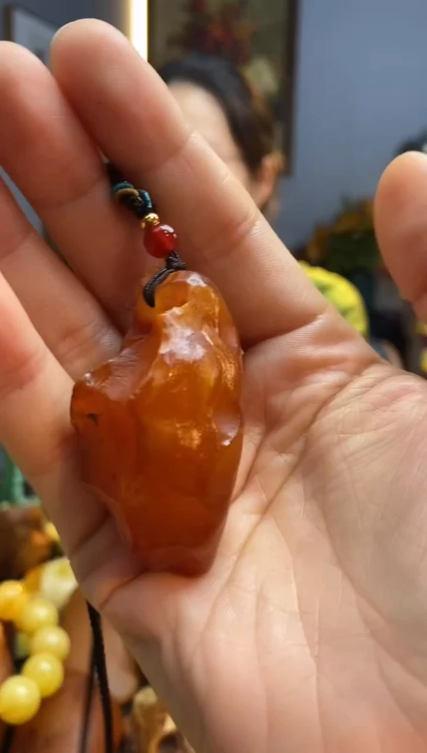 琥珀颈饰未镶嵌吊坠