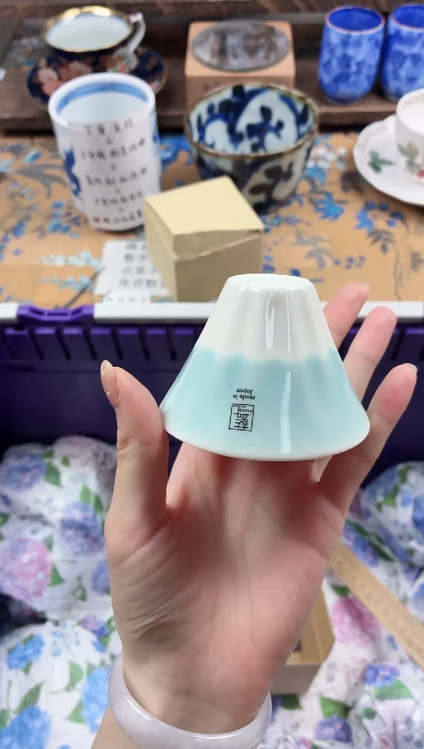 瓷片蓝色富士山杯（小）