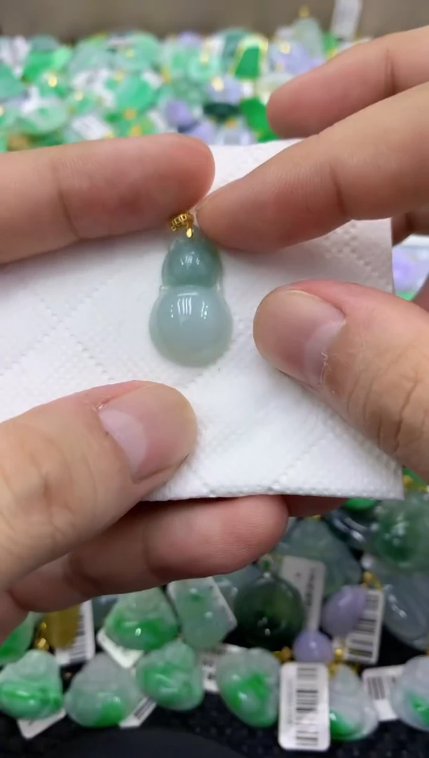 颈饰未镶嵌翡翠天然缅甸翡翠A货