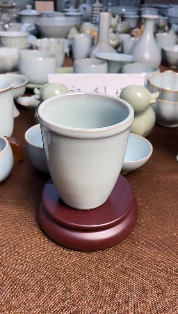 新品福利-全品天青釉平足竖口缸杯