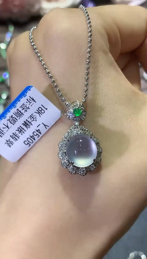 吊坠(不含链)18K金镶嵌翡翠B325