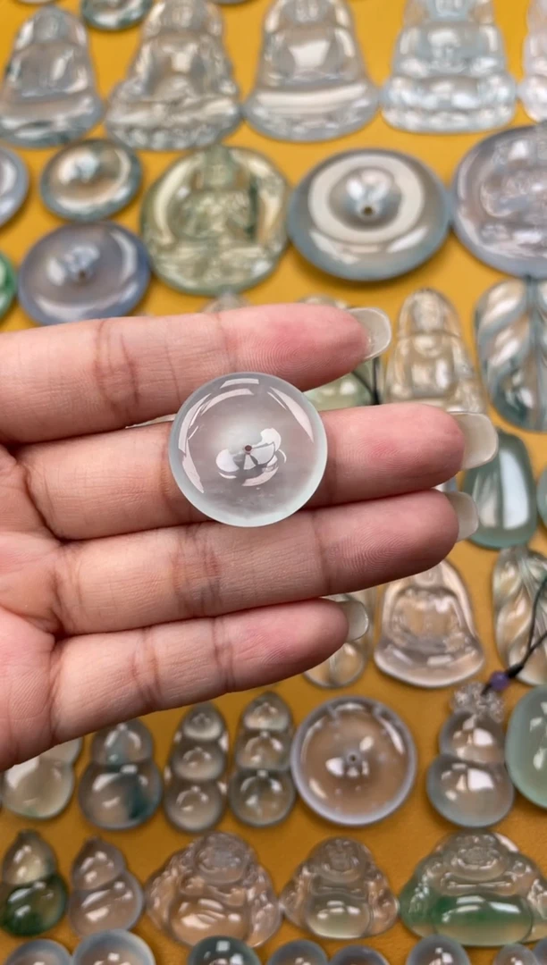 翡翠未镶嵌吊坠(不含链)平安扣 23.7 5.1