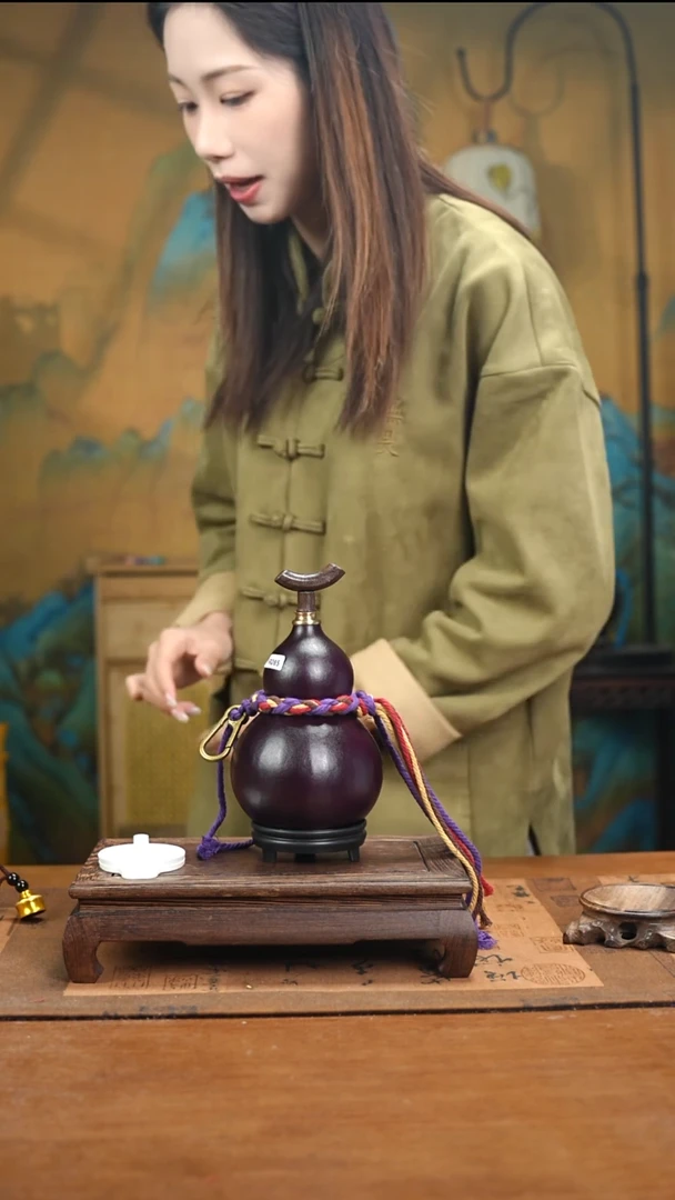 YE085简约大漆款天然酒葫芦（一物一拍）