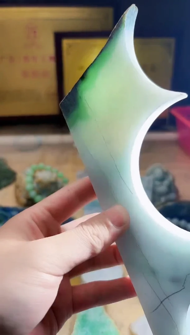 翡翠未镶嵌颈饰A货张麦8330