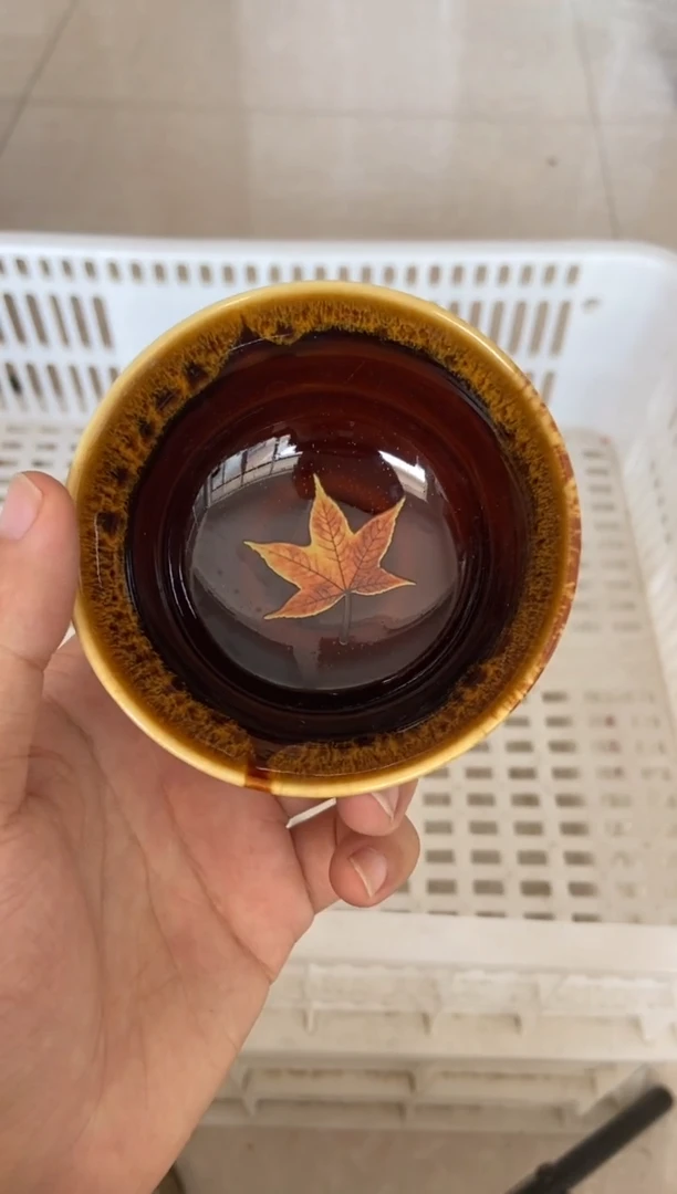 杯摄影的产品有使用过的痕迹有点脏介意勿拍