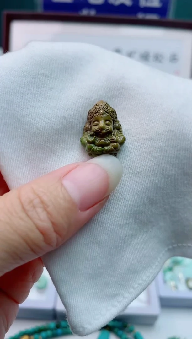 未镶嵌绿松石珠宝奇石60