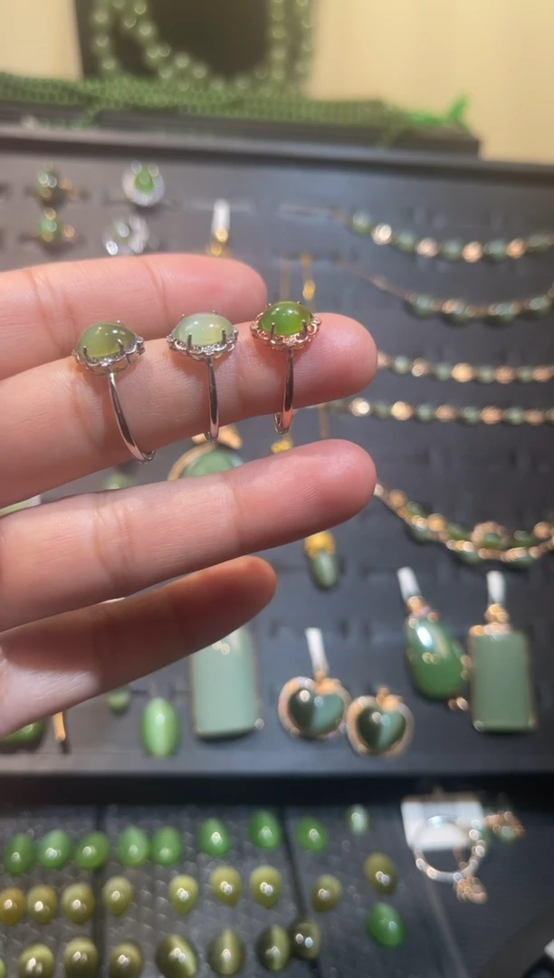 【闪购商品】和田玉碧玉猫眼戒指银S925镶嵌多样性发一