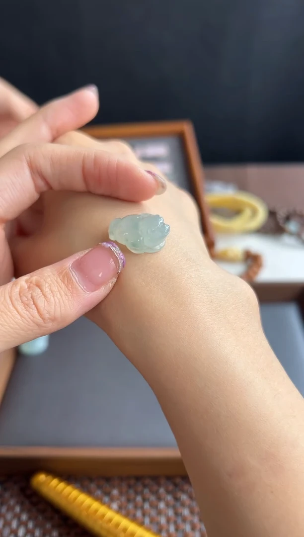 颈饰未镶嵌翡翠601买断