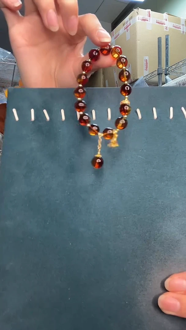 未镶嵌琥珀裸石A1286红蓝