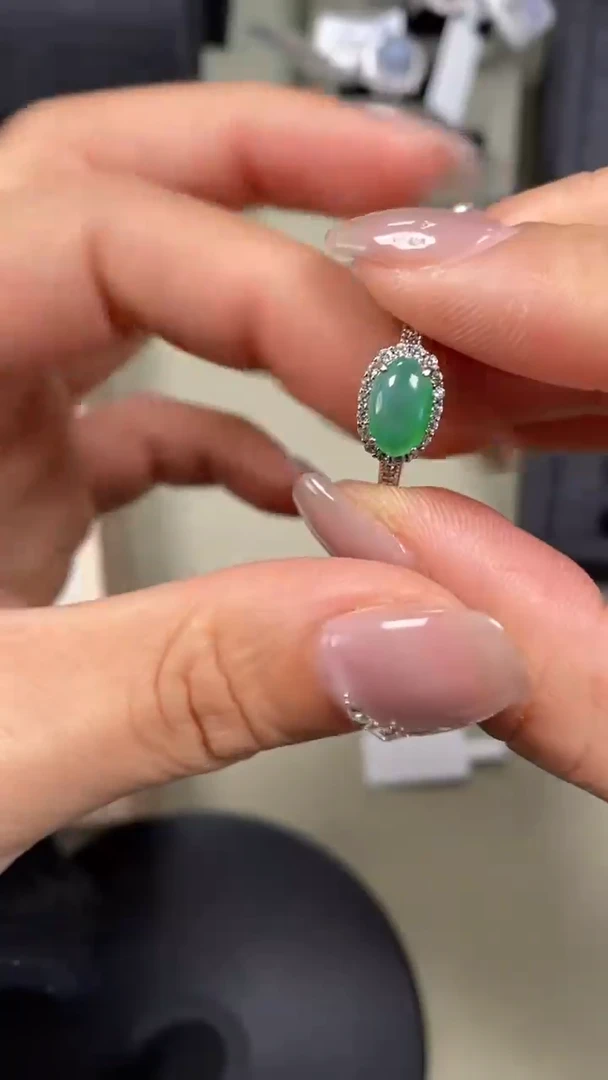 【闪购商品】翡翠戒指银S925镶嵌9476