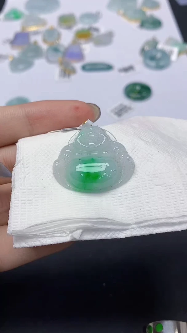 翡翠18K金镶嵌颈饰天然缅甸a货翡翠