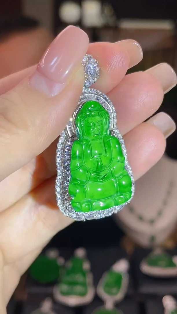 【闪购商品】翡翠颈饰未镶嵌翡翠吊坠
